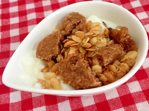 フルグラとクッキーのヨーグルト★